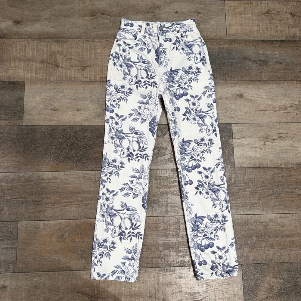 Reformation Cynthia Toile high rise straight jeans in Monaco - Picture 4 of 11